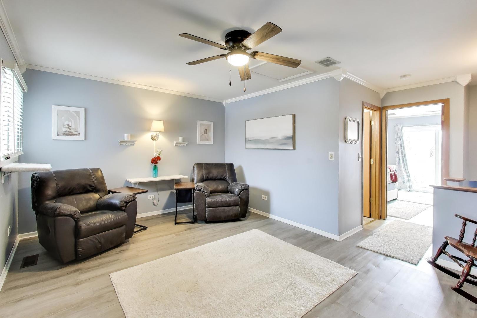 17298 Maple Lane Gurnee, IL 60031 - Photo 13 of 27