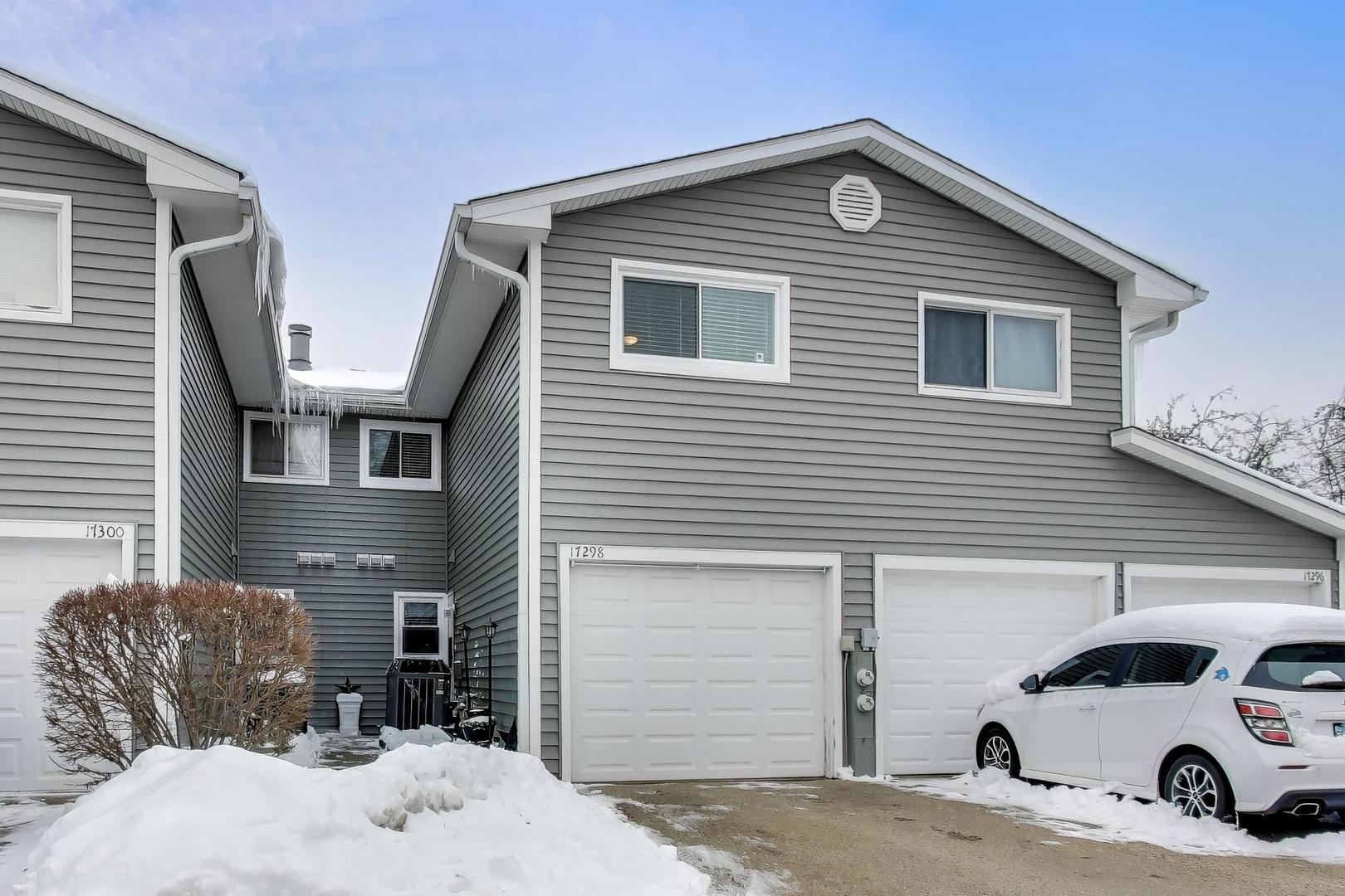 17298 Maple Lane Gurnee, IL 60031 - Photo 2 of 27