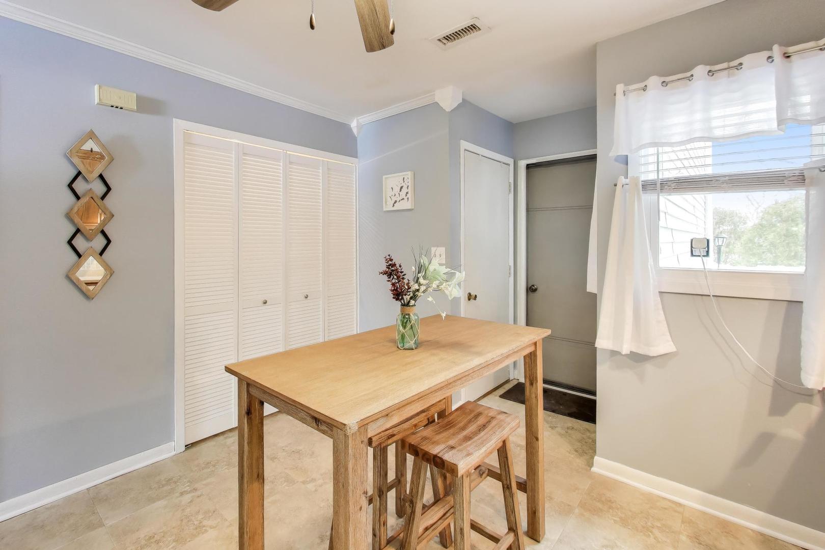 17298 Maple Lane Gurnee, IL 60031 - Photo 10 of 27