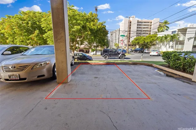 $319,000 | 1505 Alexander Street, Unit 806, Honolulu, HI 96822