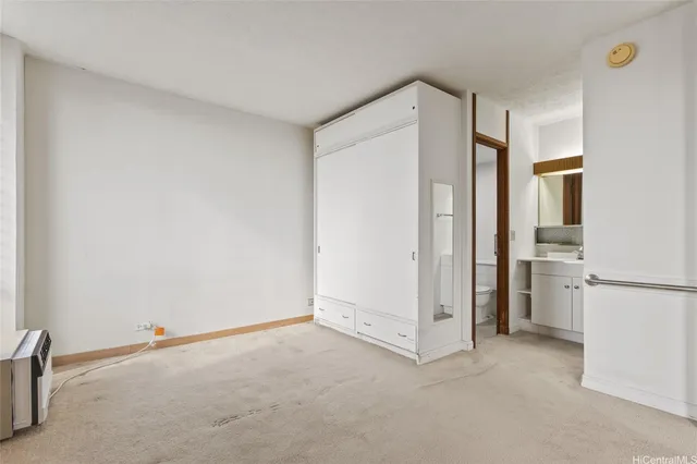 $319,000 | 1505 Alexander Street, Unit 806, Honolulu, HI 96822