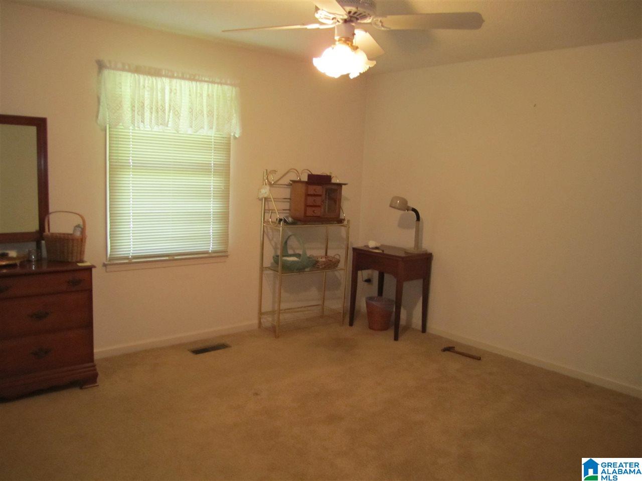 608 Maple Drive Clanton, AL 35045 - Photo 10 of 17
