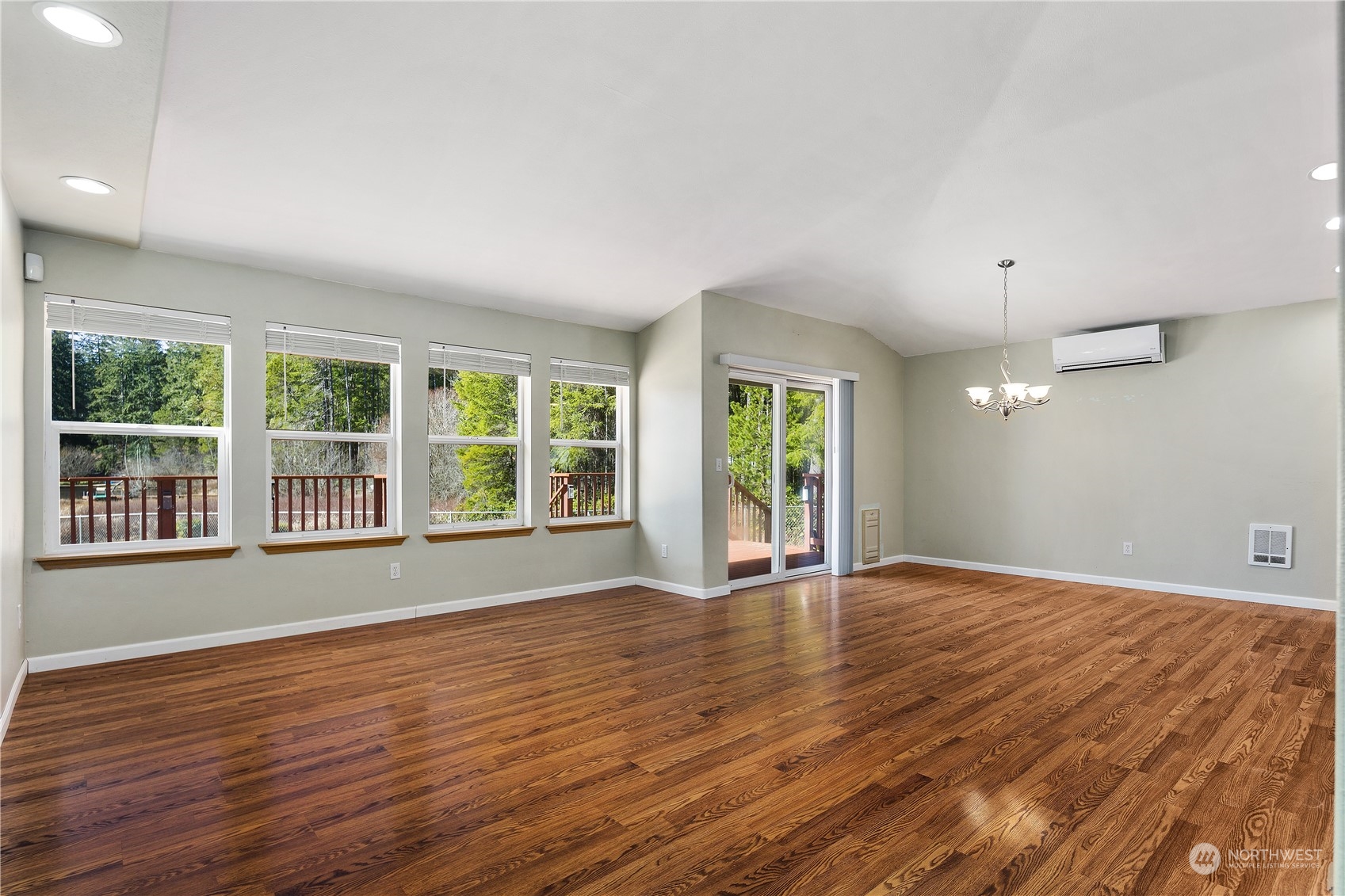 9918 Fairview Lake Road Southwest Port Orchard, WA 98367 - Photo 8 of 34 Gallery Image 8