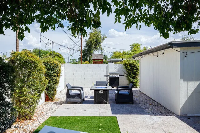 a view of a terrace with a garden