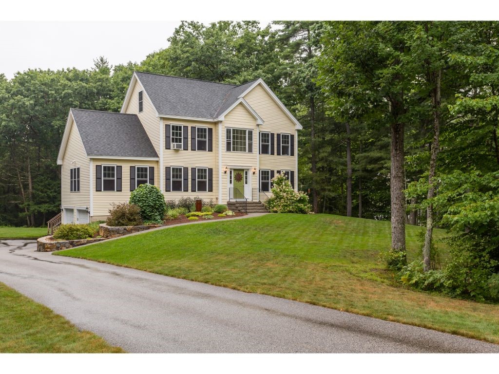 3 Shellie Lane Berwick, ME 03901 - Photo 1 of 35 Gallery Image 1