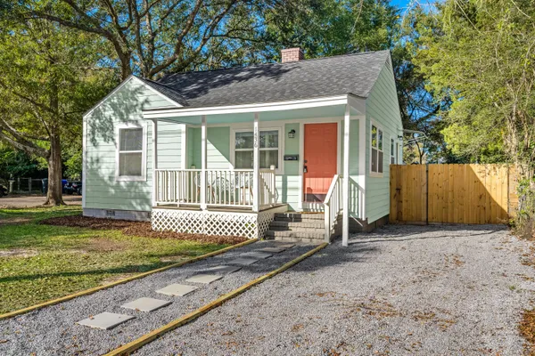 $2,150 | 1436 East Montague Avenue, North Charleston, SC 29405