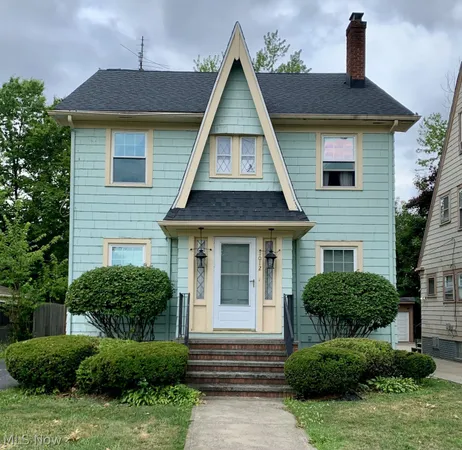 $152,000 | 1012 Yellowstone Road, Cleveland Heights, OH 44121
