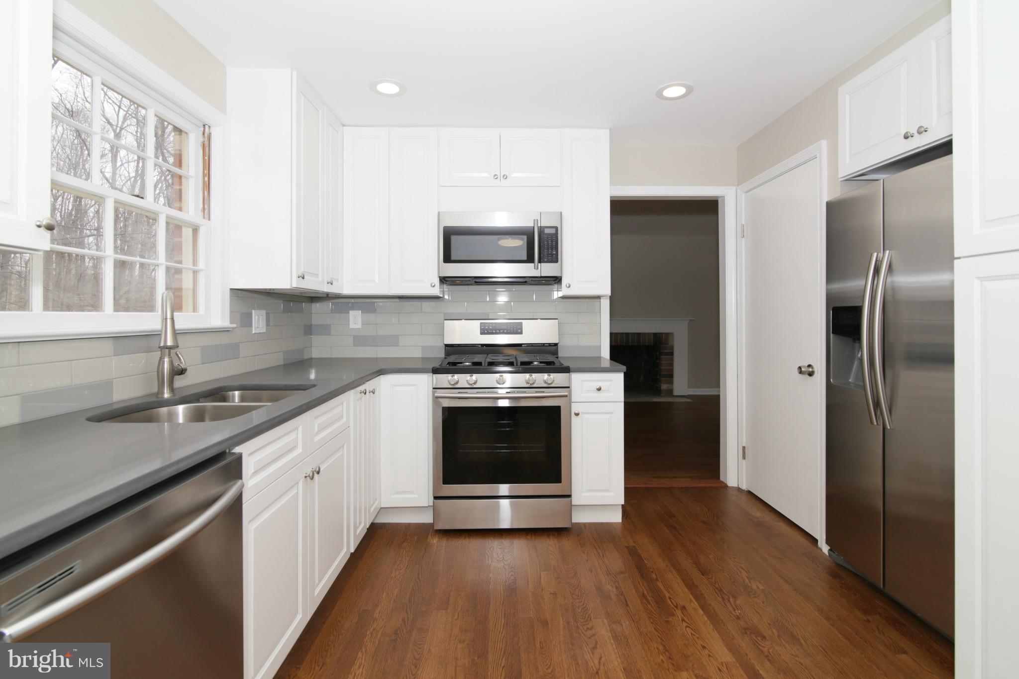 6700 Little Ann Court Springfield, VA 22152 - Photo 7 of 30 Kitchen