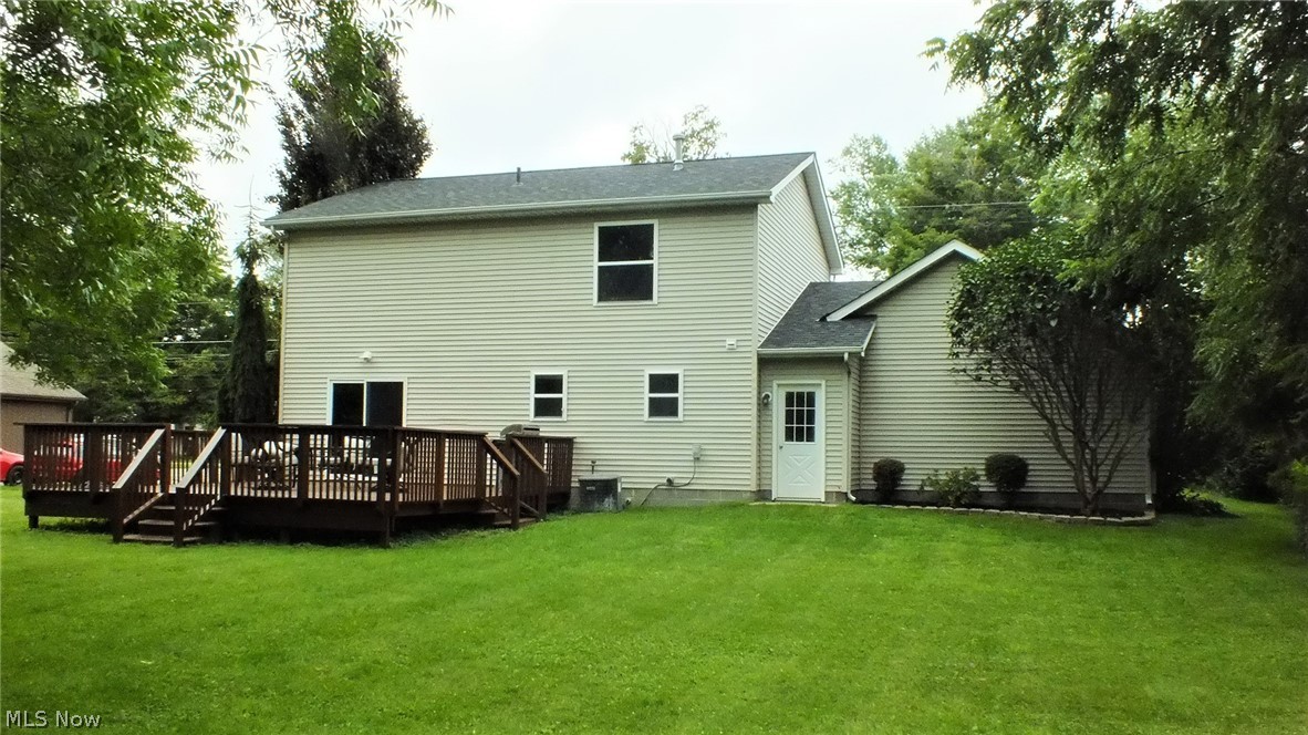 1343 Bennett Road Madison, OH 44057 - Photo 3 of 25