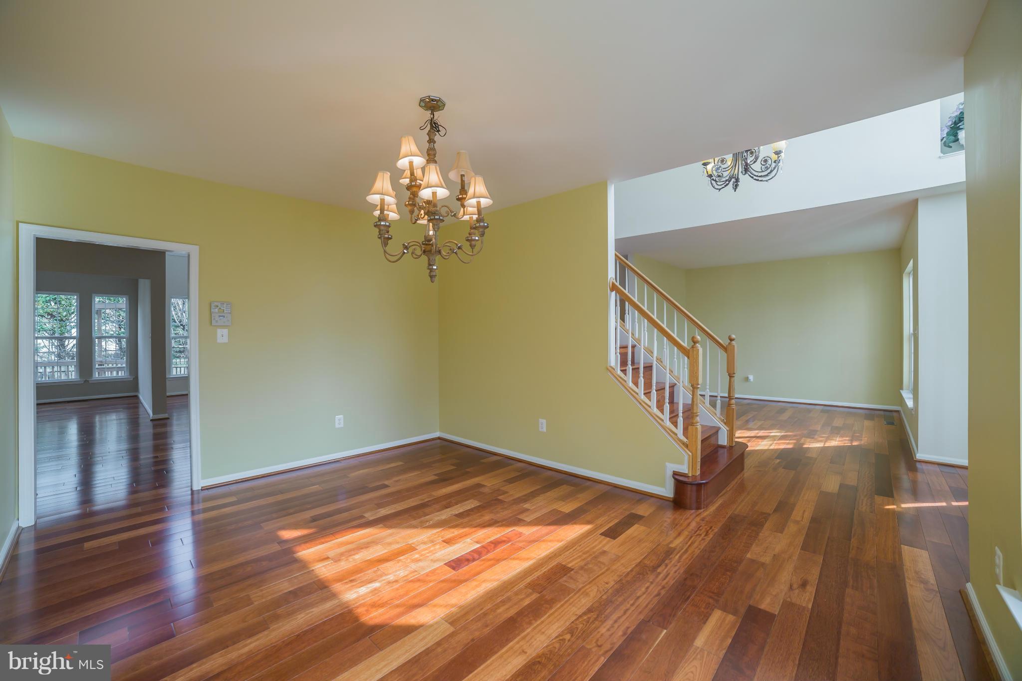 17905 Coachmans Road Germantown, MD 20874 - Photo 7 of 30 Dining Room