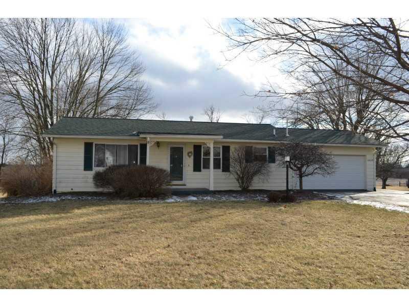 4435 New Carlisle Springfield, OH 45504 - Photo 1 of 25