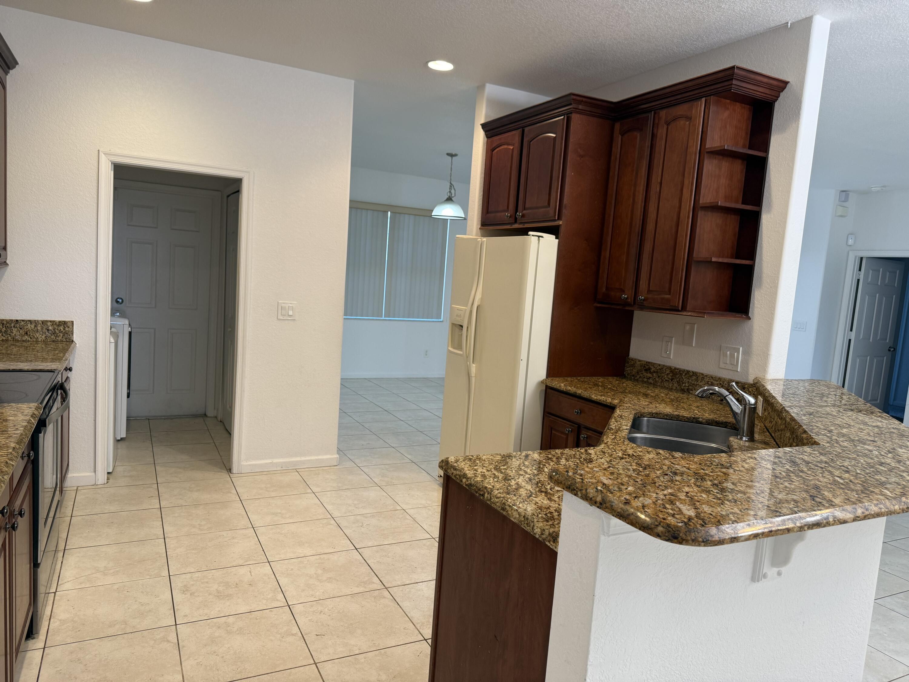 2619 Southwest Ann Arbor Road Port St. Lucie, FL 34953 - Photo 6 of 18 Kitchen2