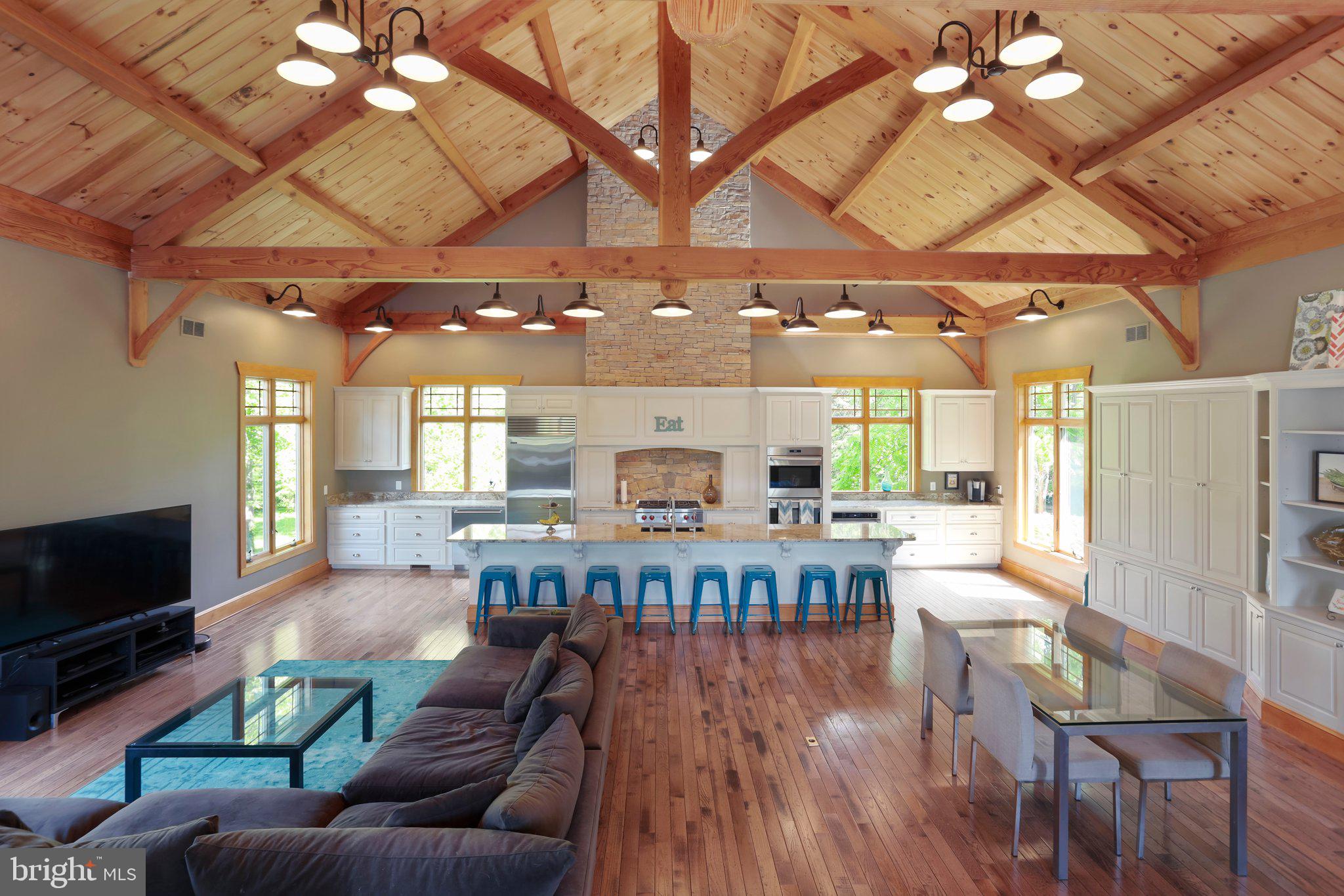 8887 Woodward Road Marshall, VA 20115 - Photo 15 of 67