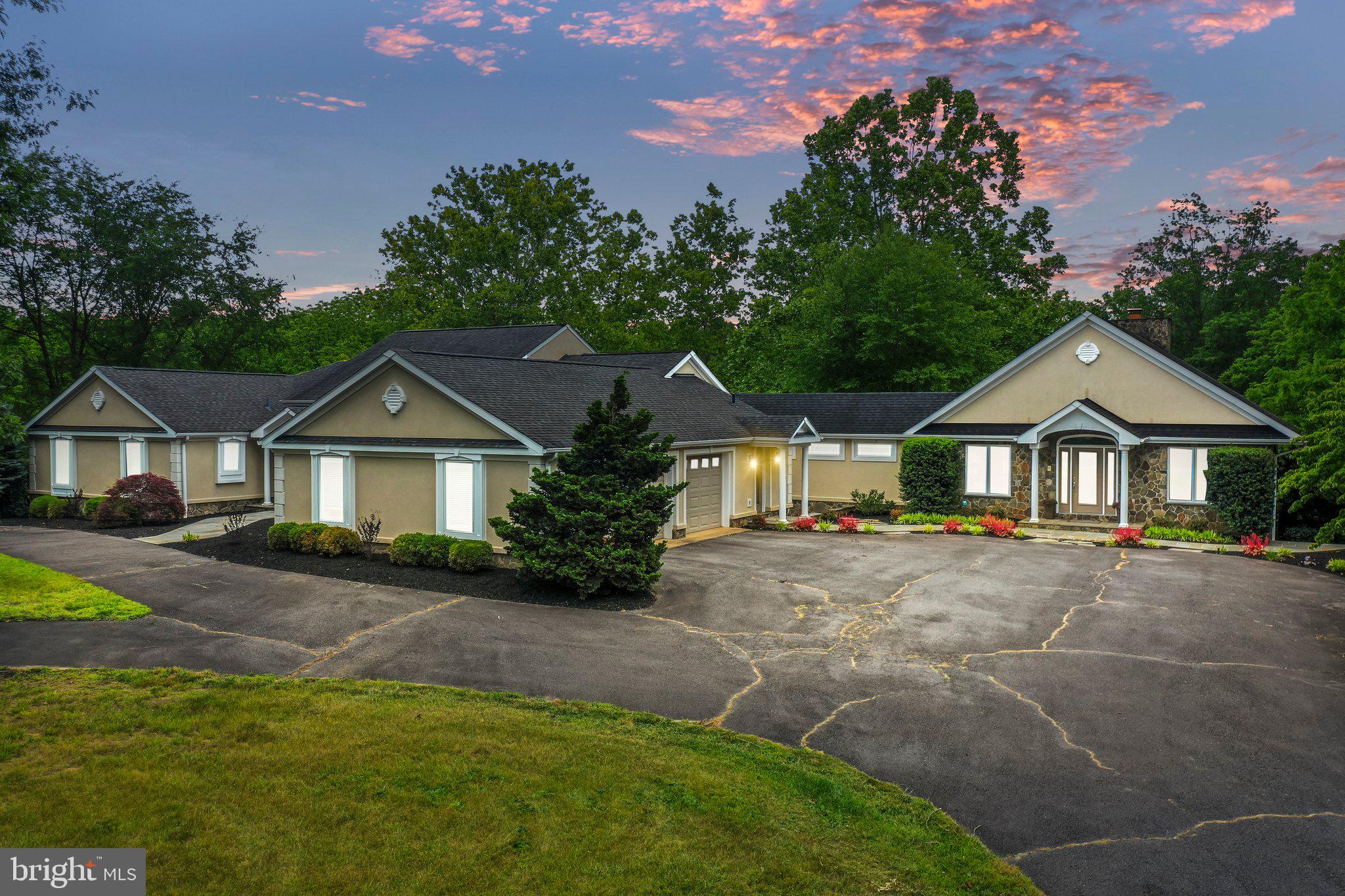 8887 Woodward Road Marshall, VA 20115 - Photo 2 of 67