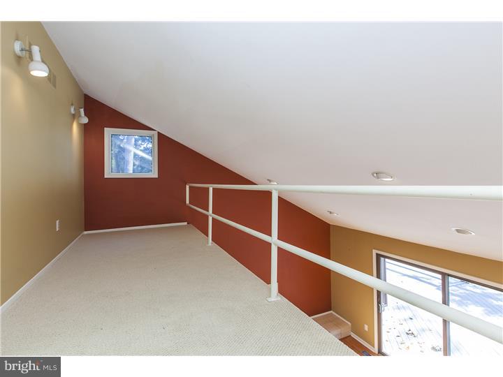 283 West Upper Ferry Road Ewing, NJ 08628 - Photo 20 of 25