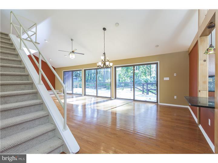 283 West Upper Ferry Road Ewing, NJ 08628 - Photo 3 of 25