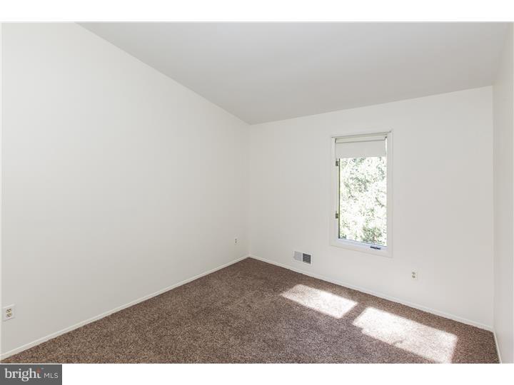 283 West Upper Ferry Road Ewing, NJ 08628 - Photo 21 of 25