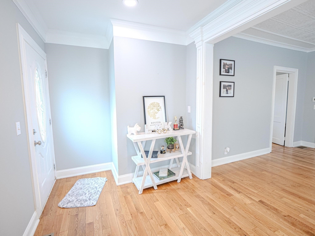 54 Hadley Street Lowell, MA 01851 - Photo 19 of 42