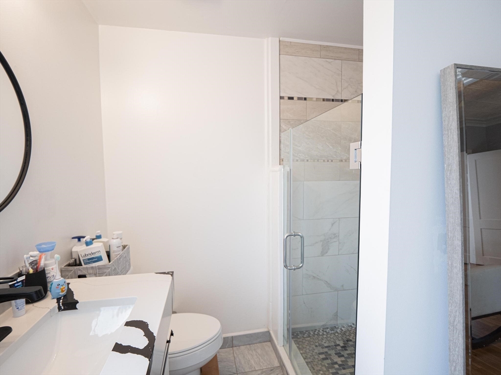 54 Hadley Street Lowell, MA 01851 - Photo 24 of 42