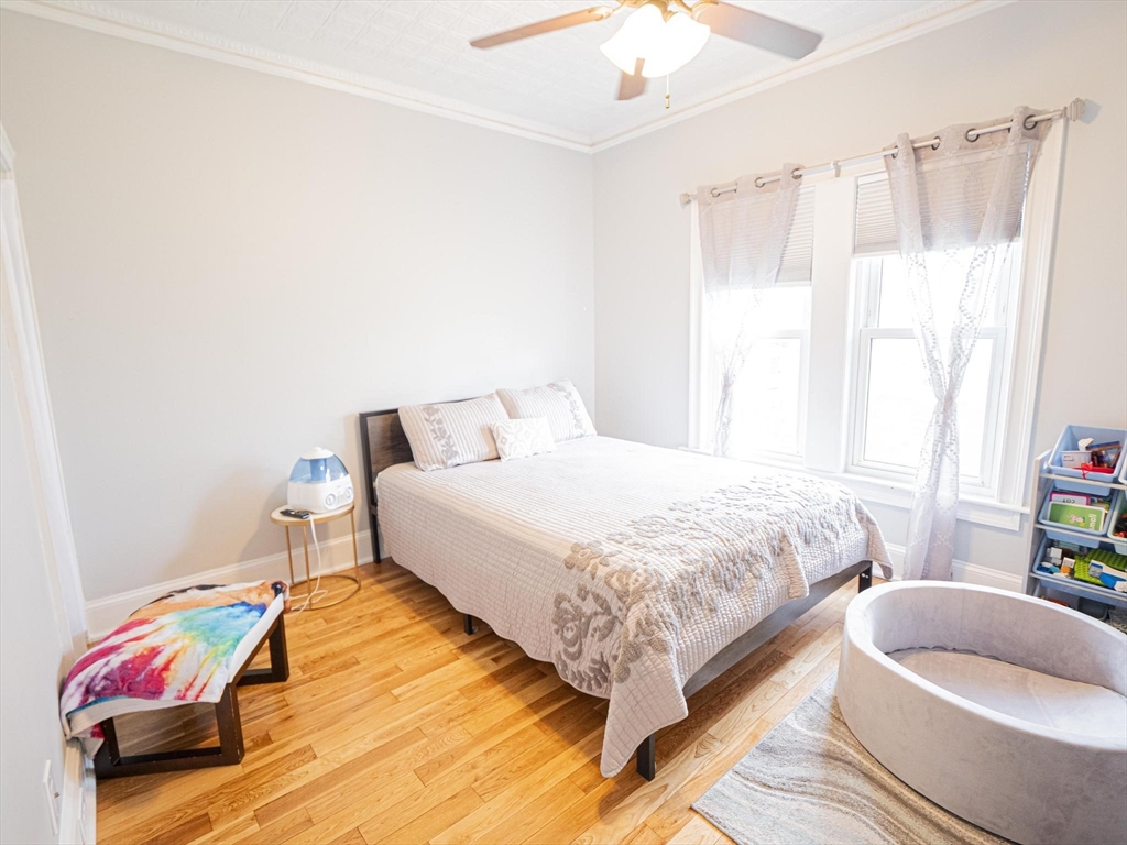 54 Hadley Street Lowell, MA 01851 - Photo 27 of 42