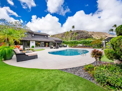$13,800,000 | 6015 Kalanianaʻole Highway, Honolulu, HI 96821