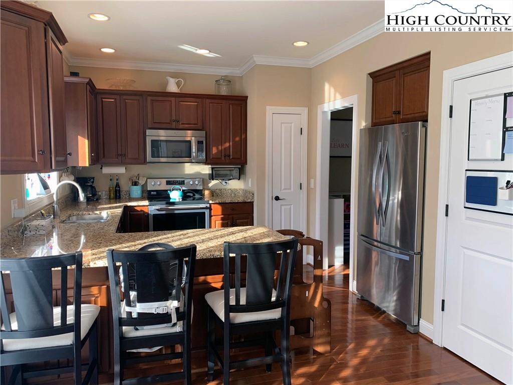 124 Willow Ridge Lane, Unit 124 Boone, NC 28607 - Photo 3 of 24 Gallery Image 3