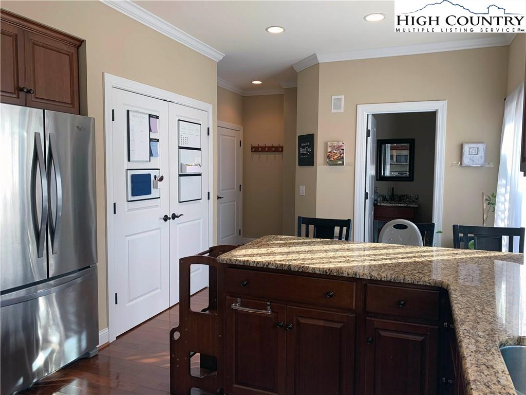 124 Willow Ridge Lane, Unit 124 Boone, NC 28607 - Photo 5 of 24 Gallery Image 5