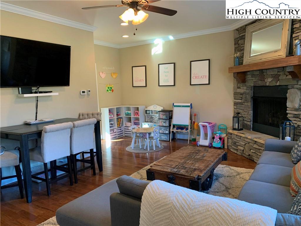 124 Willow Ridge Lane, Unit 124 Boone, NC 28607 - Photo 7 of 24 Gallery Image 7