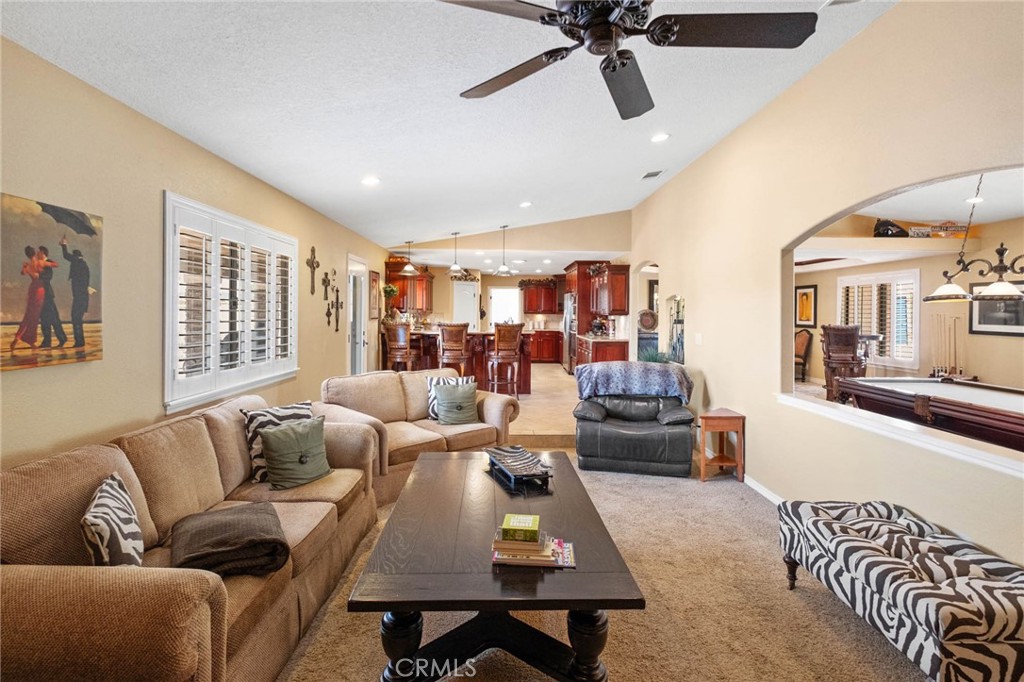 19240 Tonkawan Road Apple Valley, CA 92307 - Photo 17 of 43