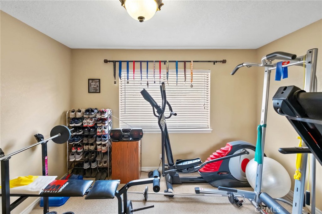 19240 Tonkawan Road Apple Valley, CA 92307 - Photo 33 of 43