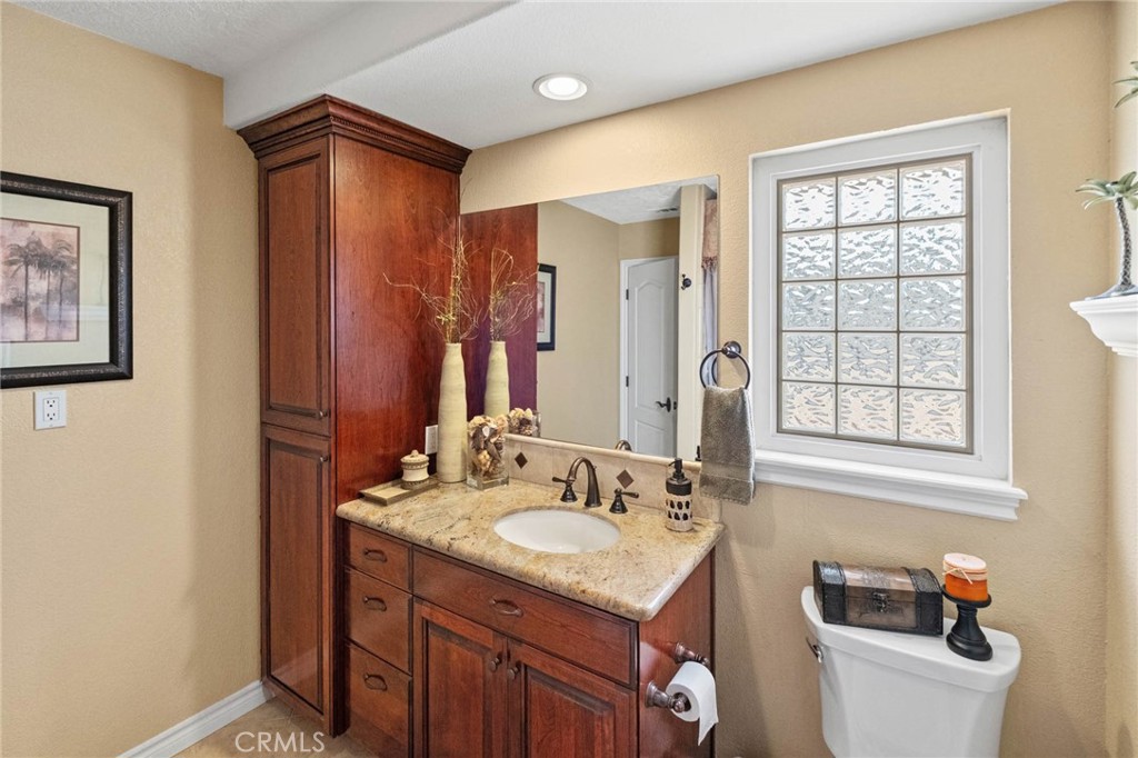 19240 Tonkawan Road Apple Valley, CA 92307 - Photo 35 of 43