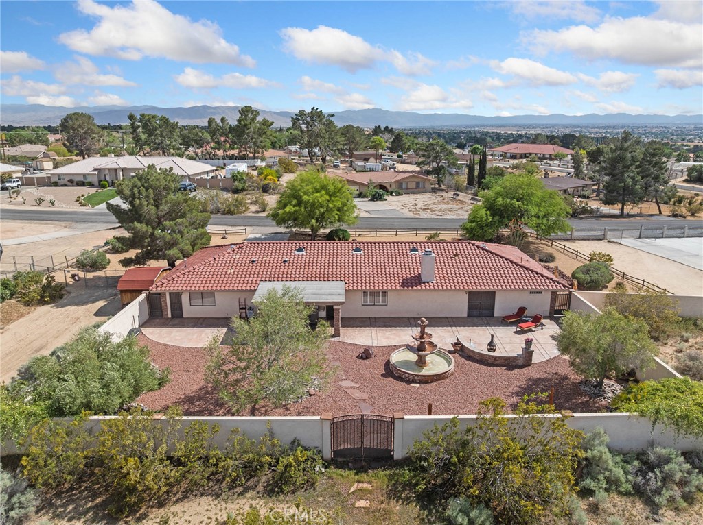 19240 Tonkawan Road Apple Valley, CA 92307 - Photo 6 of 43