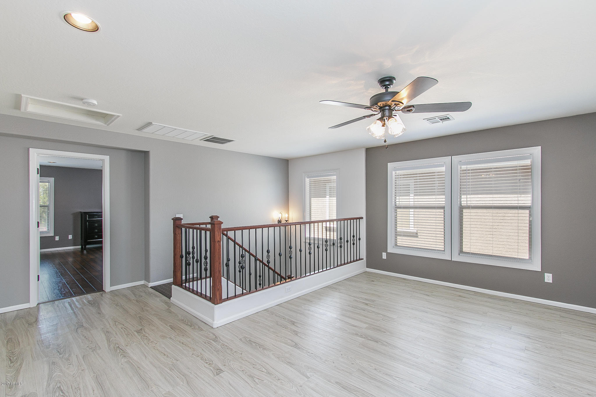 10923 West Elm Street Phoenix, AZ 85037 - Photo 12 of 37 12) LOFT