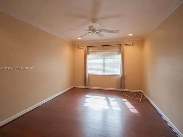 $2,000 | 13901 Southwest 90th Avenue, Unit E118, Miami, FL 33176