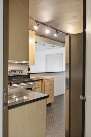 $350,000 | 3415 West End Avenue, Unit 1012, Nashville, TN 37203