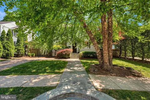 $1,125,000 | 5804 Wyngate Drive, Bethesda, MD 20817