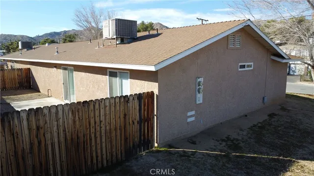$1,750 | 55215 Airlane Drive, Unit A, Yucca Valley, CA 92284