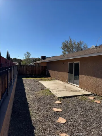 $1,750 | 55215 Airlane Drive, Unit A, Yucca Valley, CA 92284