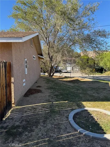 $1,750 | 55215 Airlane Drive, Unit A, Yucca Valley, CA 92284