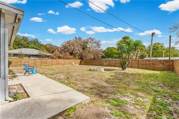 $329,900 | 2146 79th Court, Vero Beach, FL 32966