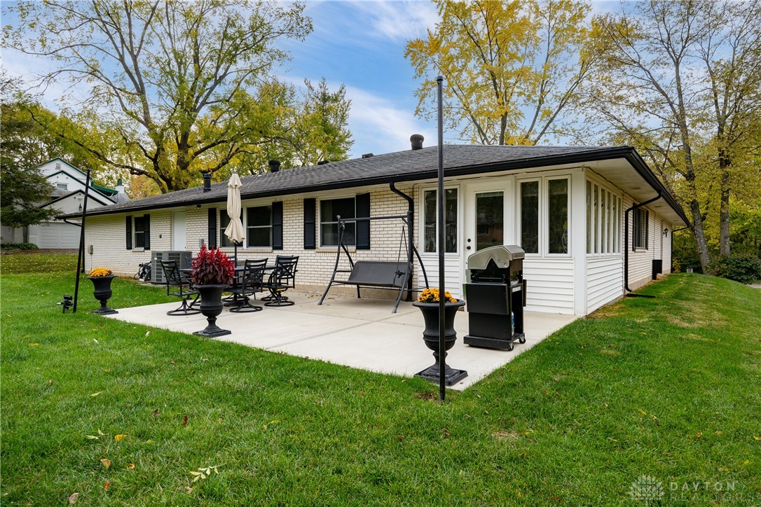 1565 Ambridge Road Dayton, OH 45459 - Photo 36 of 49 Gallery Image 36