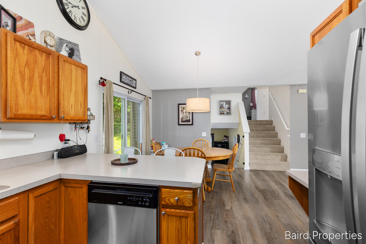11227 Barnsley Road Lowell, MI 49331 - Photo 7 of 36