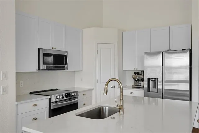 $3,000 | 2888 Phoenix Palm Terrace, North Port, FL 34288