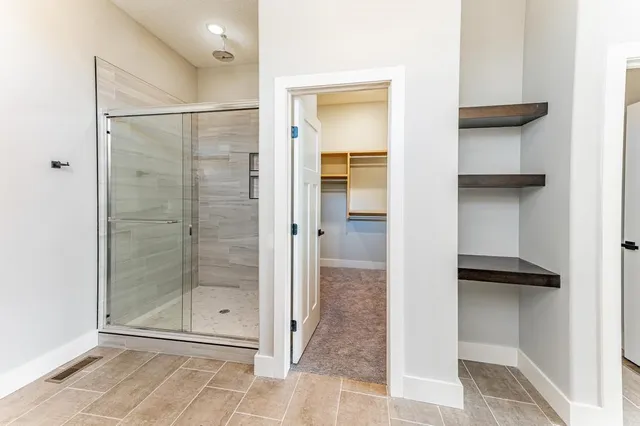 $549,000 | 5025 North Remington Street, Bel Aire, KS 67226