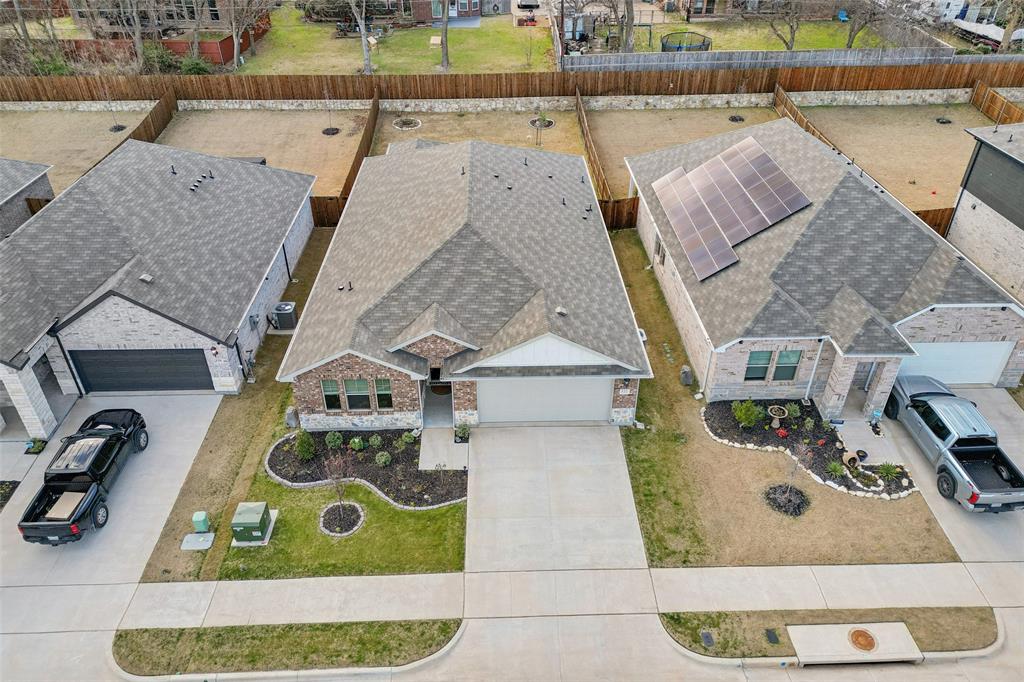 522 Castle Road Sherman, TX 75092 - Photo 5 of 37