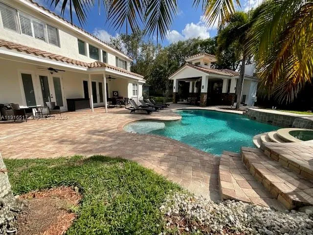 $10,000 | 352 King Fisher Drive, Jupiter, FL 33458