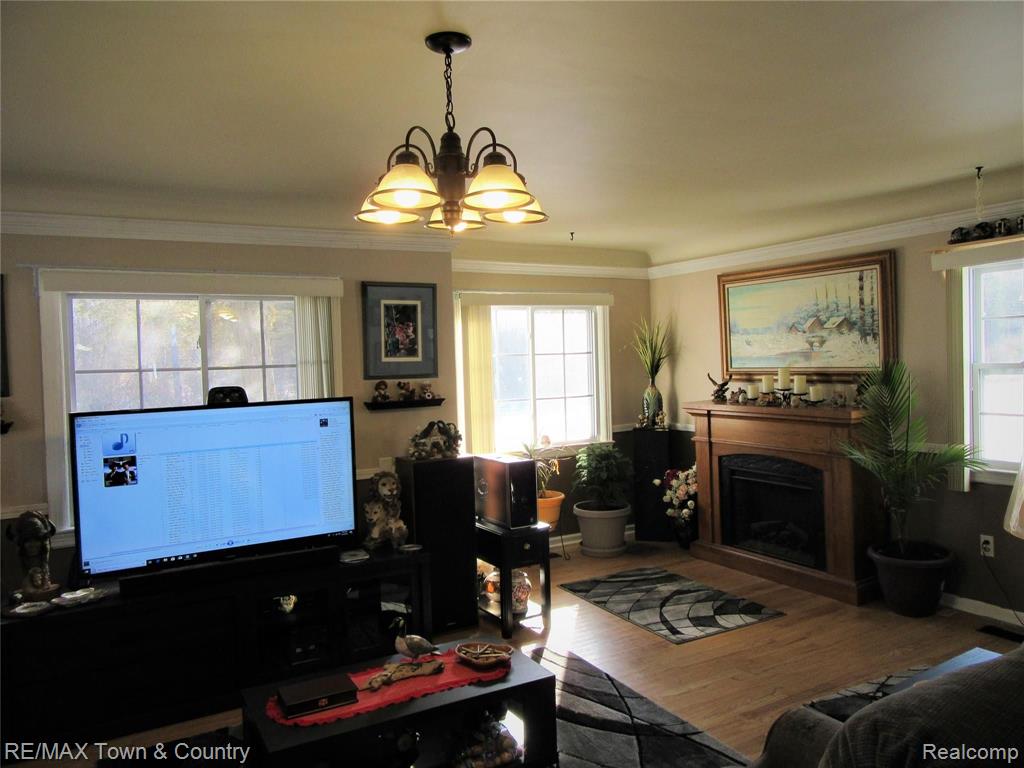 7202 West Mt Morris Road Flushing, MI 48433 - Photo 8 of 20