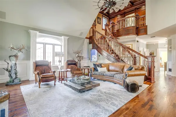 $1,650,000 | 10501 County Road 525, Mansfield, TX 76063
