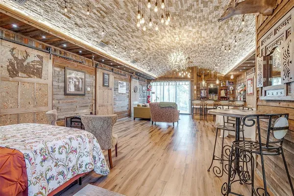 $1,650,000 | 10501 County Road 525, Mansfield, TX 76063