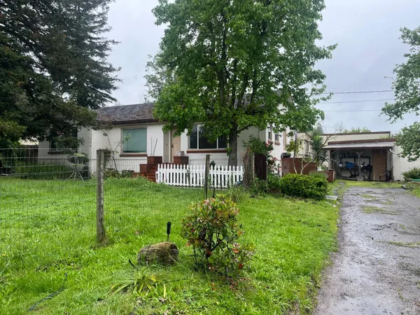 $2,900 | 20 Eucalyptus Road, Unit A, Petaluma, CA 94952